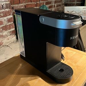 Keurig K-Slim® Single Serve Coffee Maker
